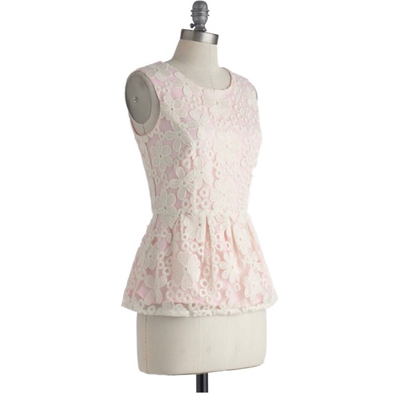 ModCloth Peplum Top - Picture 2 of 8